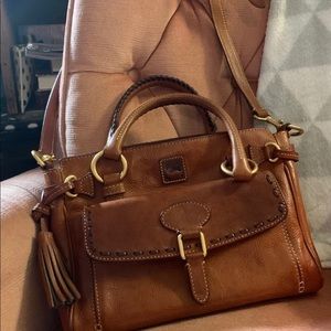 Natural Dooney and Bourke handbag